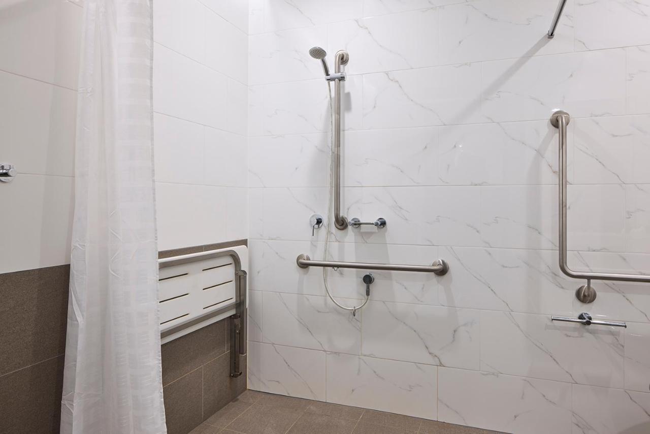 Rydges Perth Kings Square Hotell Exteriör bild