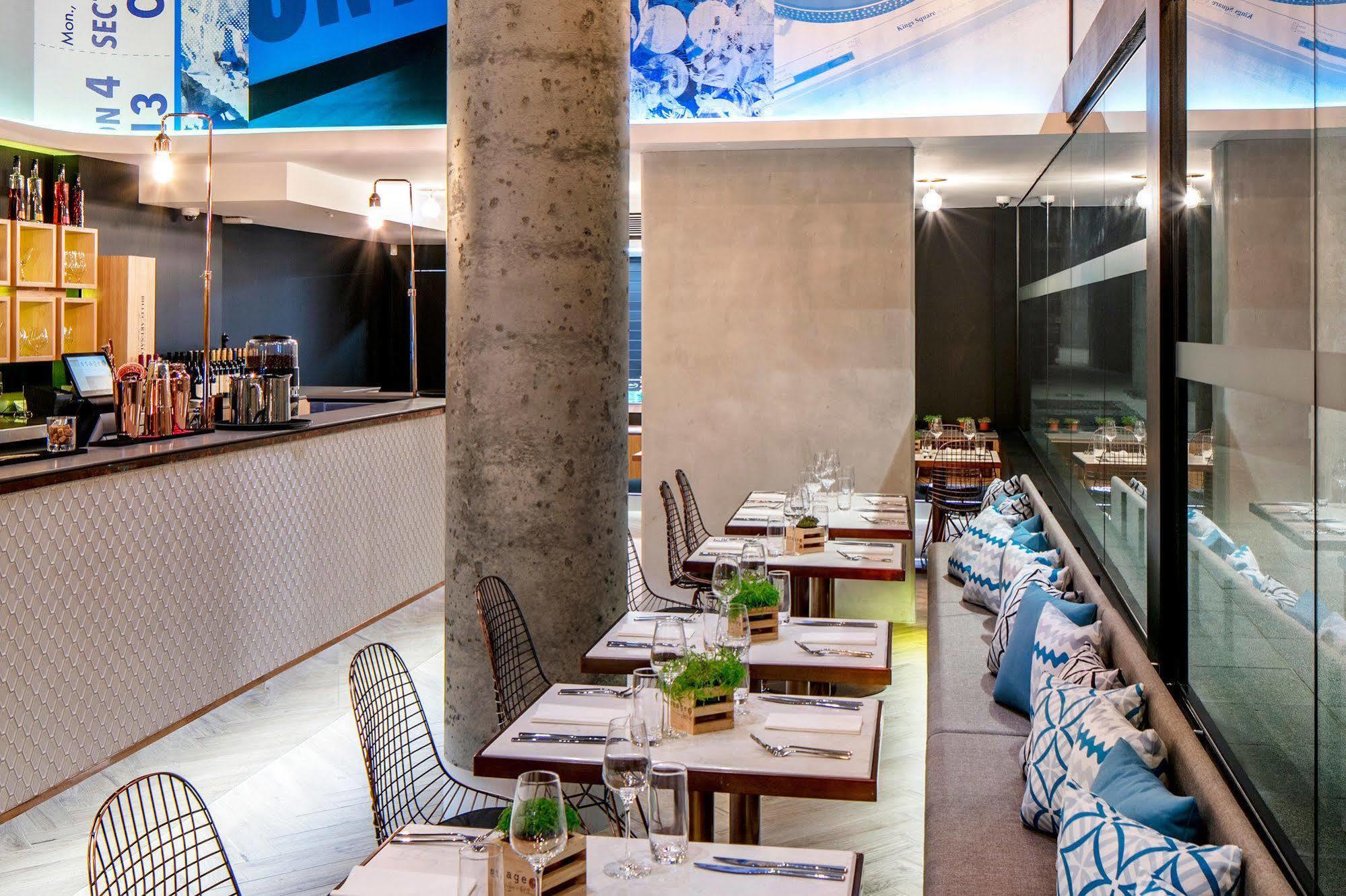 Rydges Perth Kings Square Hotell Exteriör bild
